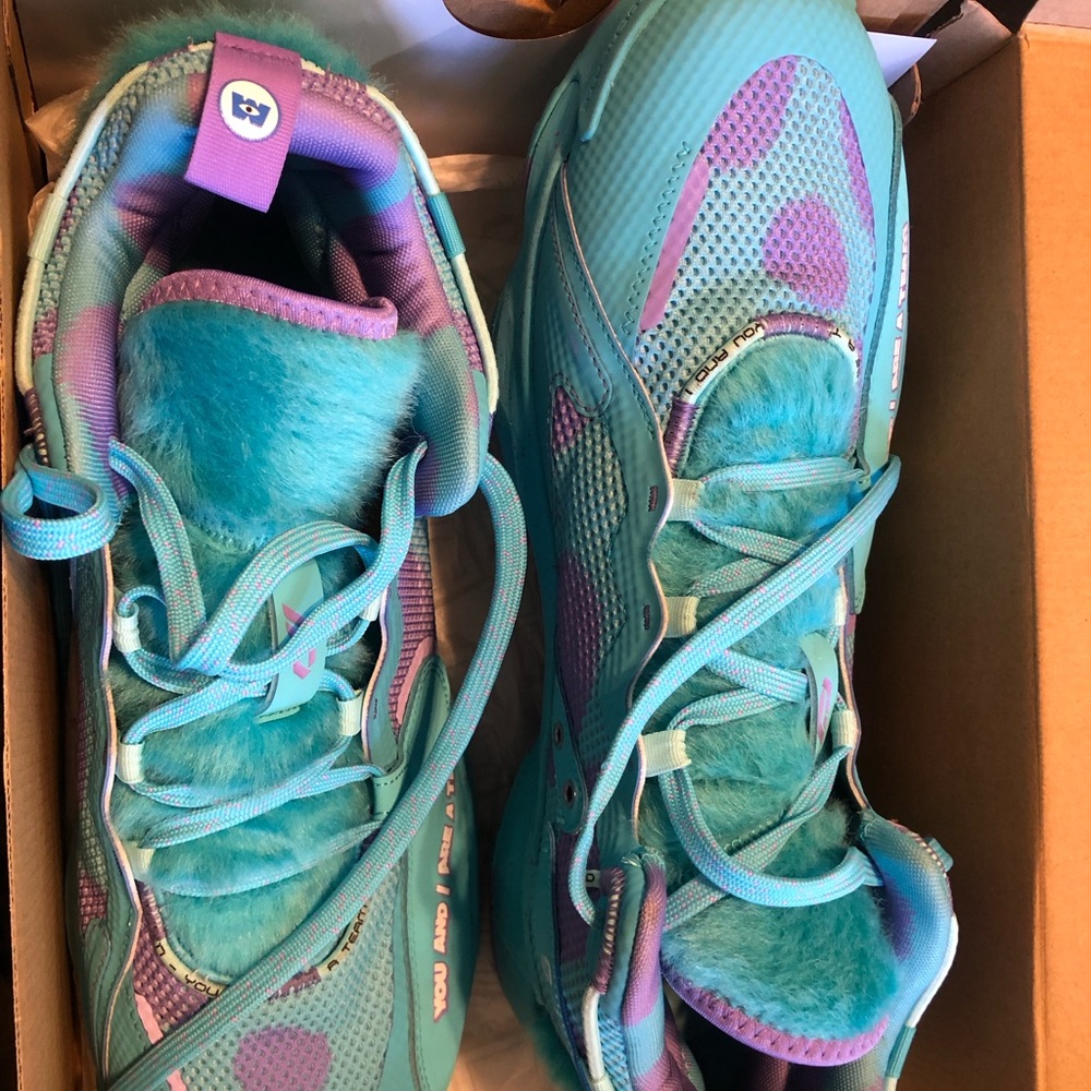 Adidas Sully Basketball Shoes
